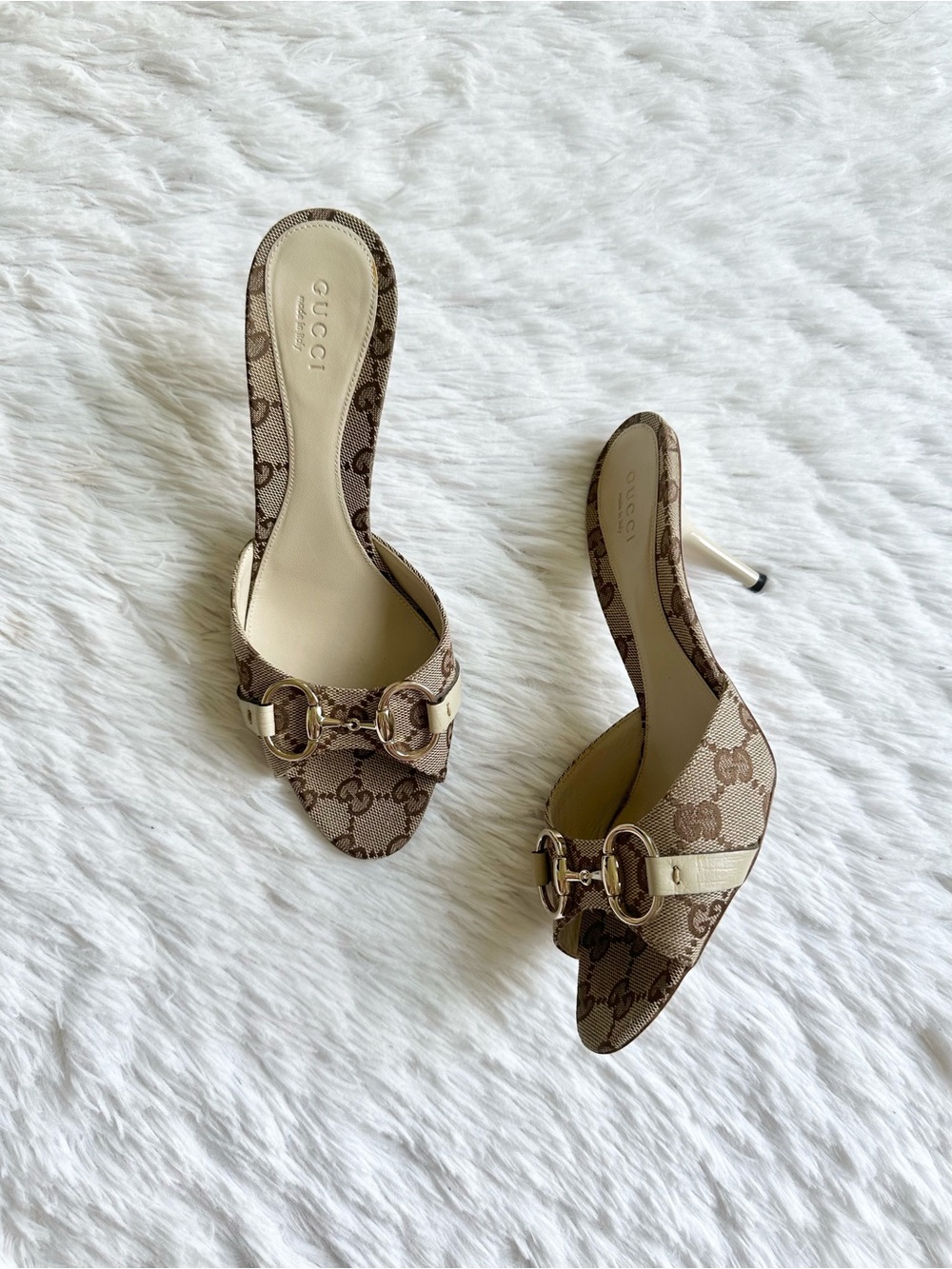 Vintage Gucci Monogram Horsebit Heels - Picture 3 of 8